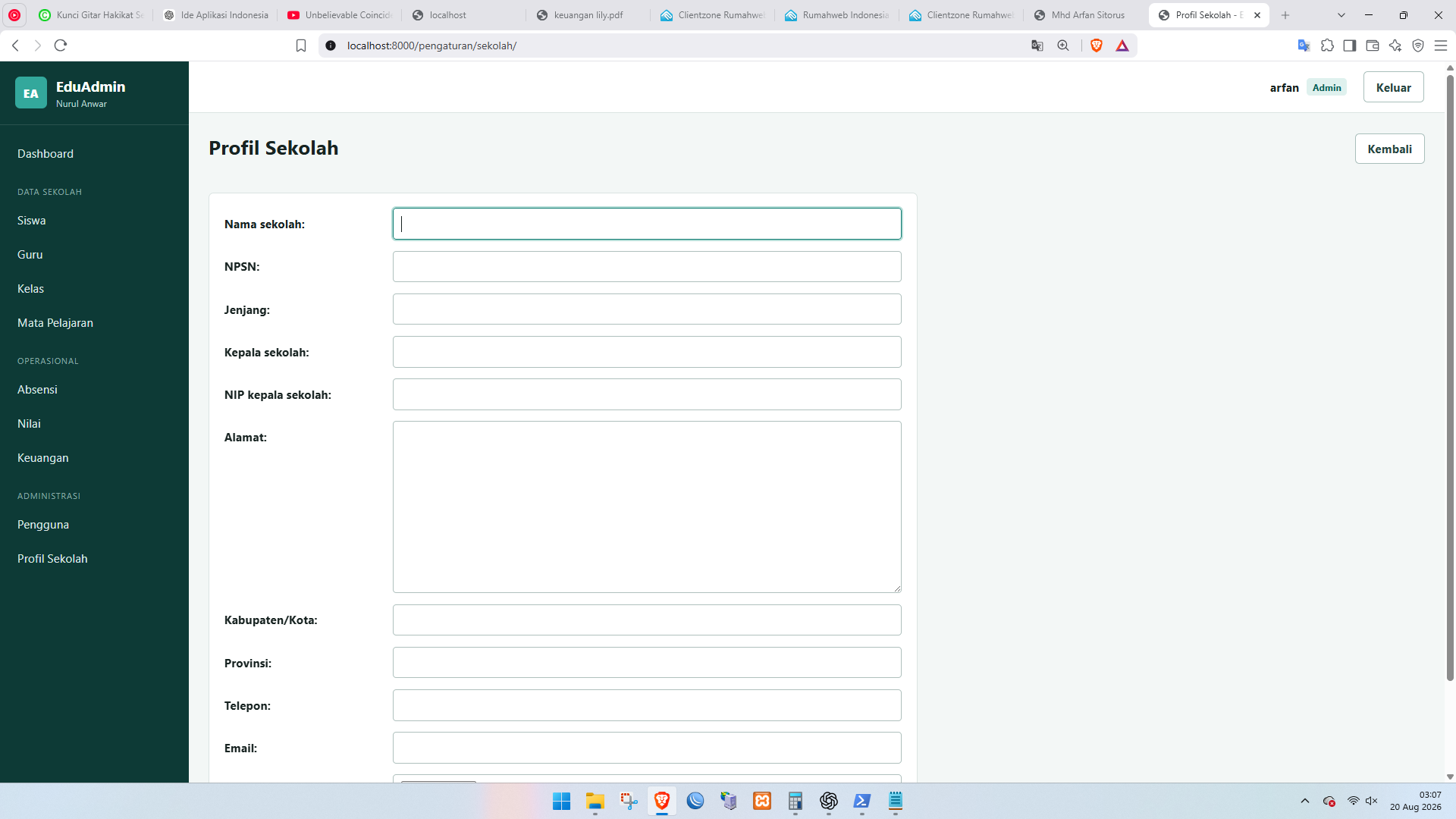 Form profil sekolah pada website manajemen sekolah